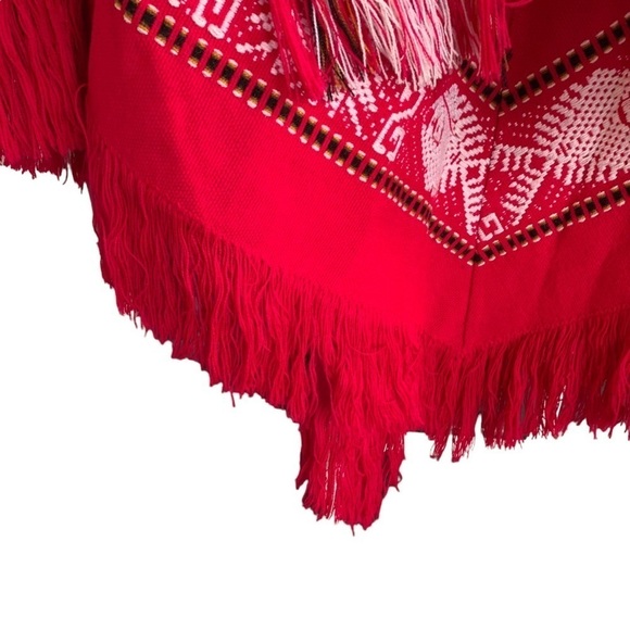 Tejidos Atahualpa Poncho Pullover Sweater - Picture 7 of 7